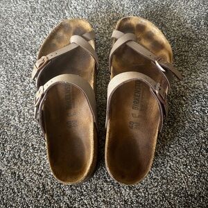 Mayari Birkenstocks-Sz 40